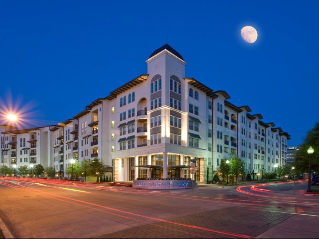 The Monterey by Windsor Apartments in Uptown Dallas TX Lux Locators Dallas Apartment Locators
